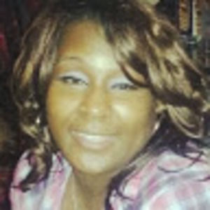 Meet your Posher, Monique